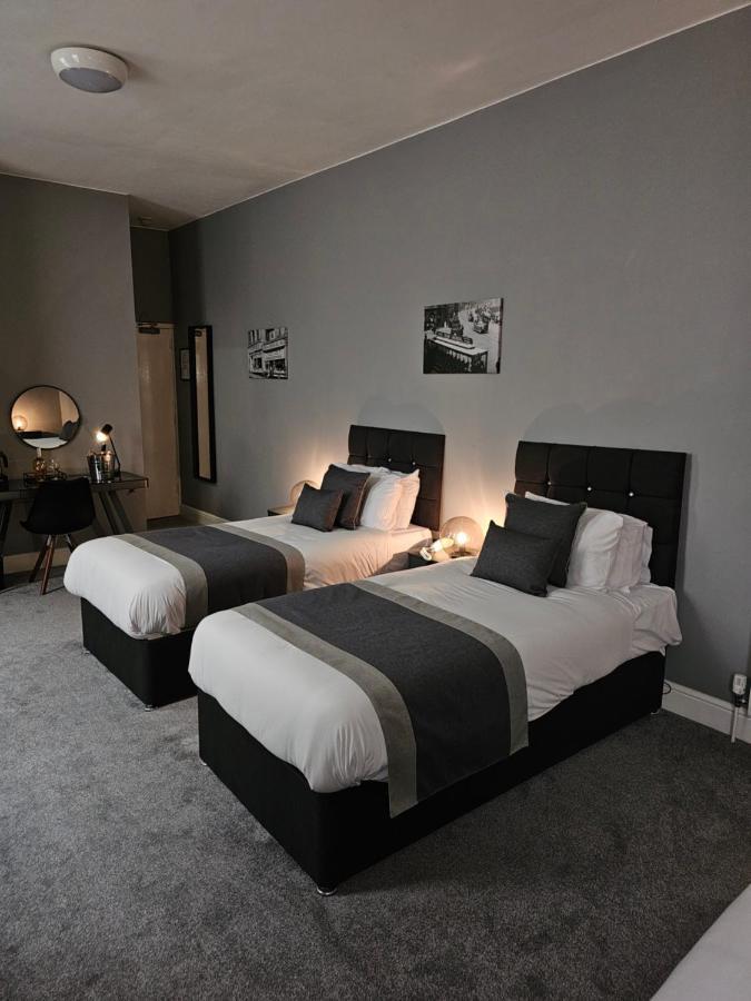 The Chesterhouse Douglas Buitenkant foto